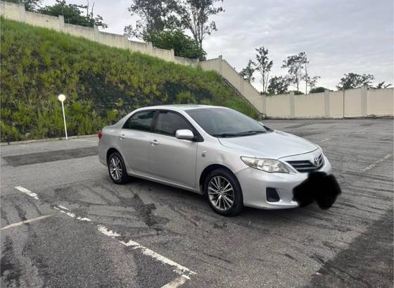 TOYOTA COROLLA 1.8 GLI 16V FLEX 4P MANUAL TOYOTA COROLLA 1.8 GLI 16V FLEX 4P MANUAL